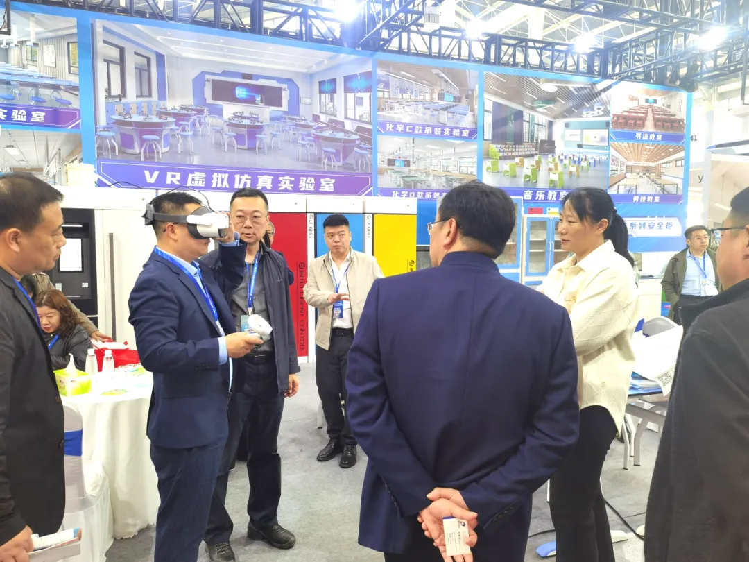 第 35 届河北省教育装备展示会隆重揭幕